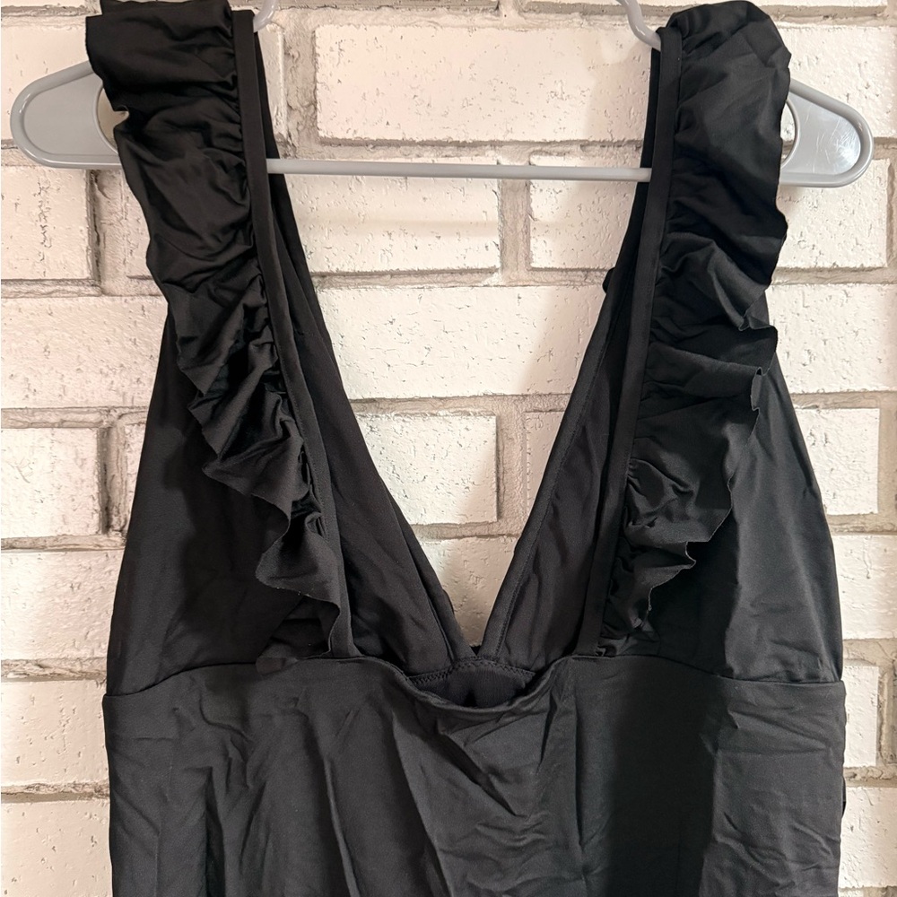 H&M Maternity Black Ruffled One Piece Bathing Suit - Picture 6 of 6